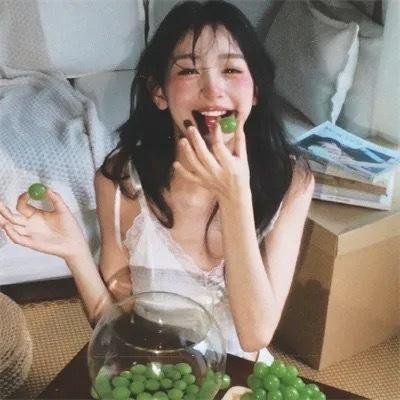 何百芮的地狱毒白